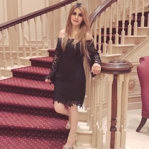 Meet your Posher, Sandy n dani